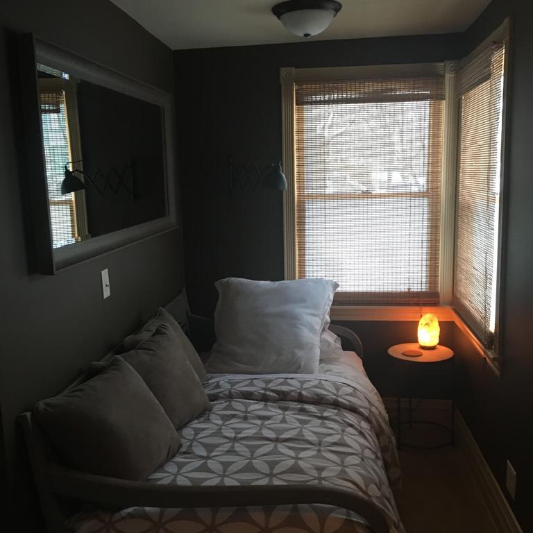 Bed and Breakfast Kara'S Kottages Kalamazoo Esterno foto